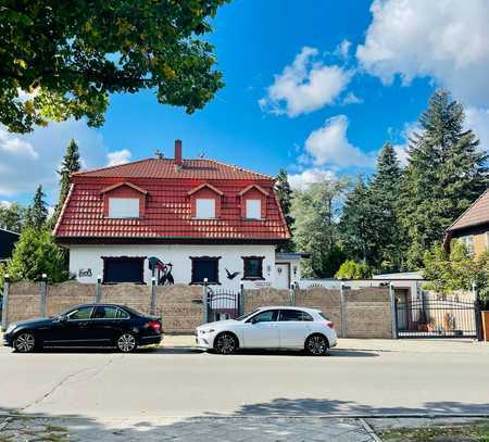 Einfamilienhaus mit Garten, Pool und Wintergarten zwischen Rudow und Adlershof