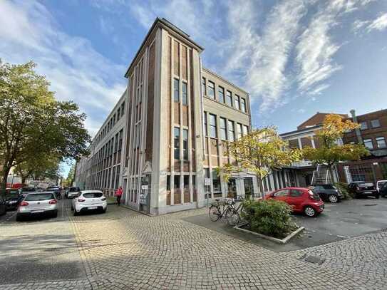 BÜROHAMBURG.DE: Individuelles Loft im urbanen Bahrenfeld