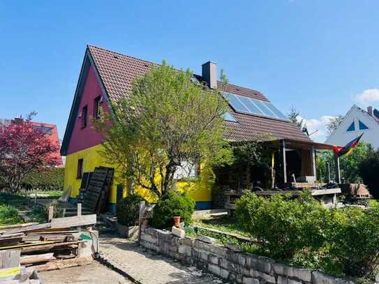 Immo Love Rieblingen- Einfamilienhaus mit 5 ZKB, 176,5qm Wfl und 1073qm Grund!