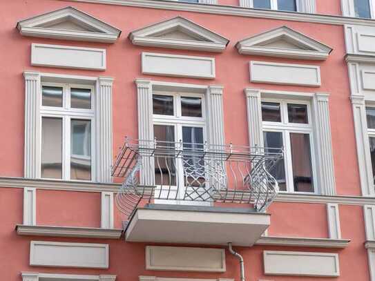 ++Hallo Altersvorsorge++: Gründerzeit-Wohnung in Fhain – 4 Zimmer – Balkon – VERMIETET