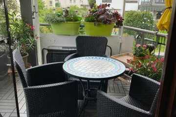 Ruhige, helle 3-Zimmer-Wohnung mit Balkon in Denkendorf