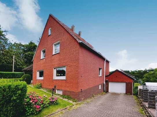 Optionsreiches Zweifamilienhaus mit Weitblick in Bochum Stiepel