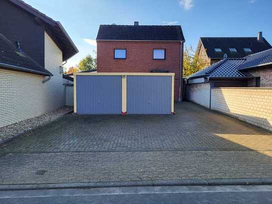 KLEINES HAUS MIT DOPPELGARAGE UND VIEL PLATZ IM GROSSEN GARTEN IN KIRCHTROISDORF ZU VERKAUFEN...