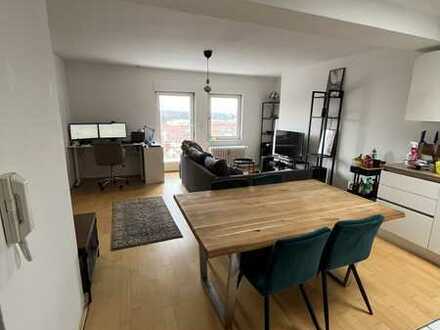 Schöne 2-Zimmer-Wohnung mit Balkon und EBK in Stuttgart-Ost