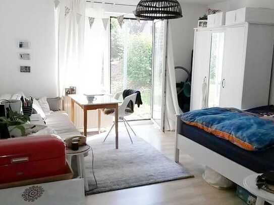Schöne Appartementwohnung mit Terrasse, EBK u. Stellplatz.
