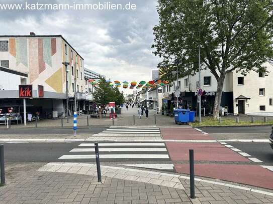 Charmante, helle 3-Zimmerwohnung mit Loggia in unmittelbarer Nähe der Fußgängerzone zu vermieten