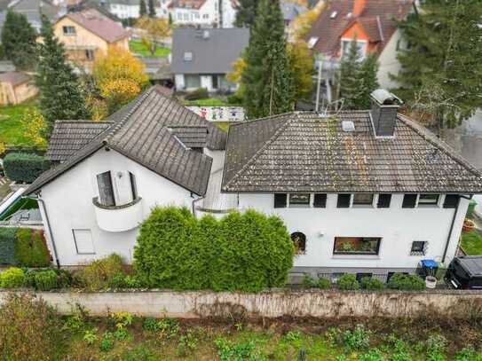 Willkommen zuhause: Großes EFH mit Garten, Garage und zusätzl. Bauplatz