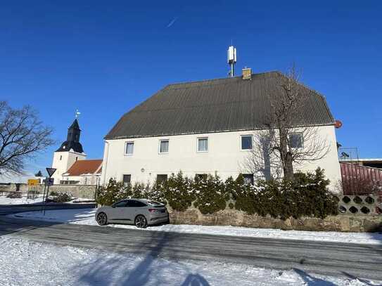 Denkmalgeschützer Wohnhaus/ ehm. Gasthof im Leipziger Neuseenland mit ca 550 m²