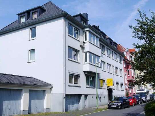 3 1/2 Raum Wohnung in der 2. Etage, ruhig und zentral gelegen, unmöbeliert