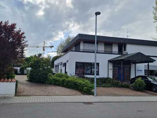 Büro- und Wohnhaus Nähe SAP