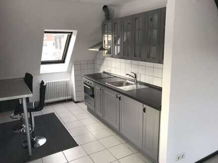 Ruhiges Maisonette-Appartement in Citynähe mit Einbauküche