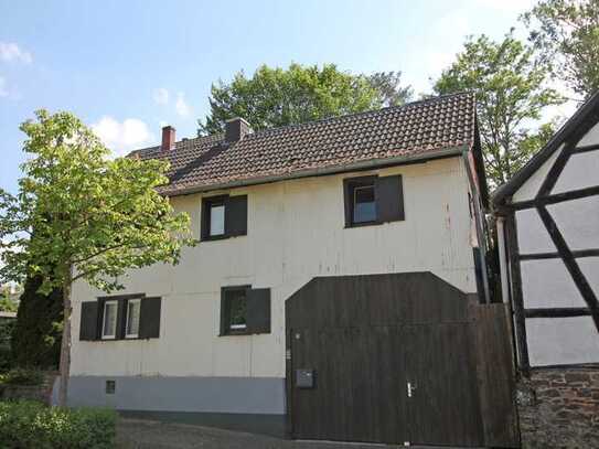 Gemütlicher Altbau mit großzügiger Erweiterung im Rohbau