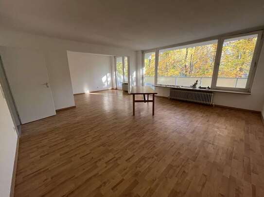 Nähe City Galerie, großzügige 3 1/2 Zimmer-Wohnung