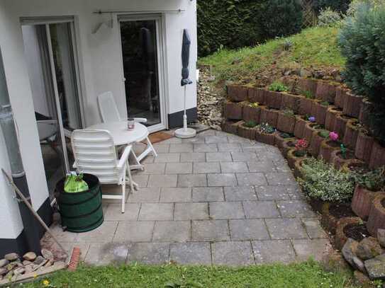 Helle 2 Zi-EG-Wohnung mit Terrasse u. kleinem Garten in ruhiger Wohnlage in Mayen!