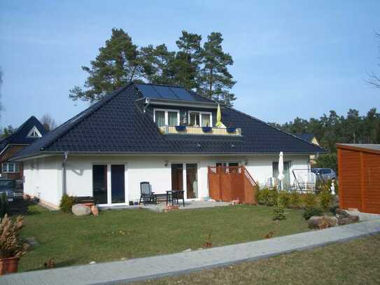 Stilvolle 3-Zimmer-Erdgeschosswohnung mit gehobener Innenausstattung und Terrasse in Wandlitz