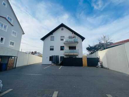 Schöne Wohnung mit großem Garten und 2 Stellplätzen zu vermieten