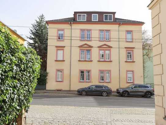 +++ Rarität! - Frei werdende 3 Zimmer-Wohnung mit Süd-Balkon und Stellplatz +++