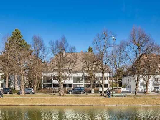 Loft-Style: gehobene 2- Zi.-Wohnung mit Wasserblick direkt am Schlosskanal