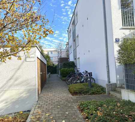 Geschmackvolle, neuwertige 3-Zimmer-Wohnung mit geh. Innenausstattung mit Balkon und EBK