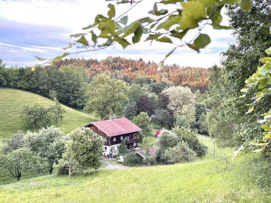 Uriges Bauernhaus in Alleinlage östlich von München!