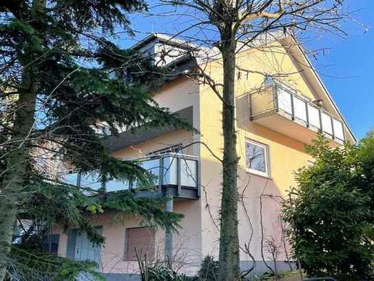 ### Mehrfamilienhaus in ruhiger Hanglage an der schönen Bergstrasse. 1-3 Einheiten möglich ###