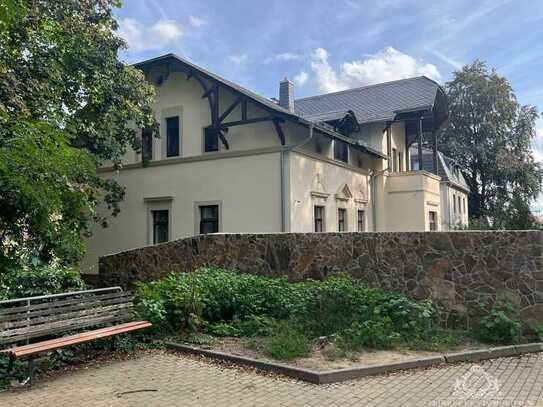 WOHNJUWEL IN BESTLAGE VON RADEBEUL MIT BLICK AUF DIE WEINBERGE