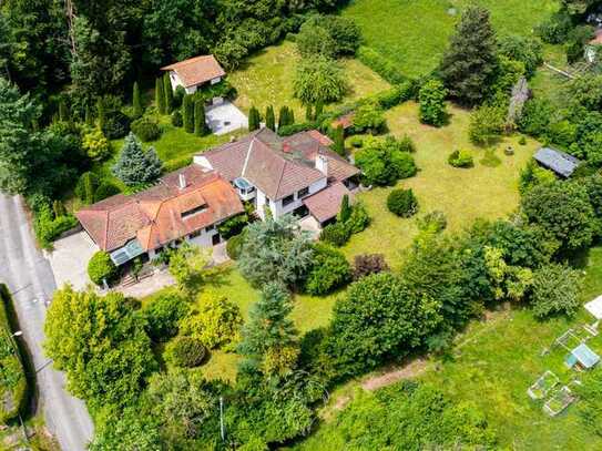 Einzigartiges Anwesen in außergewöhnlicher Lage - Villa im Steinbachtal