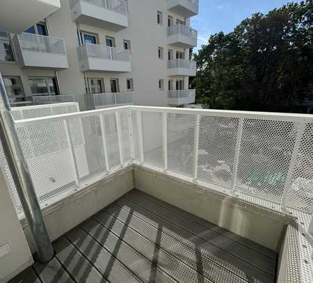 Neubau!! möblierte Single-Wohnung mit EBK direkt in Adlershof + Balkon!!!