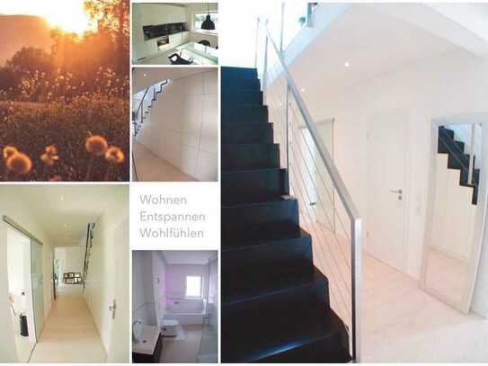 Exklusive 2-Zimmer- DG-Maisonette-Wohnung mit Küche, Balkon und Naturblick in BRUCHKÖBEL bei HANAU