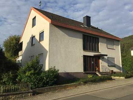 5 Zimmer-Wohnung mit Balkon in Neustadt-Königsbach