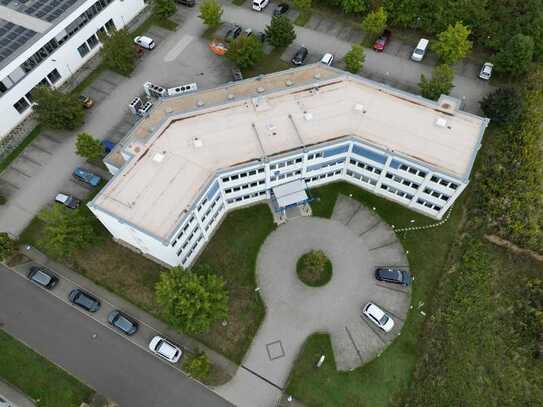 Moderne Büroetage + Aufzug + Stellplätze - verkehrsgünstige Lage