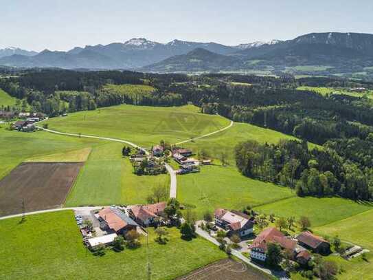 Hotel in idyllischer Lage mit Bergpanorama zwischen Simsee und Tinninger See