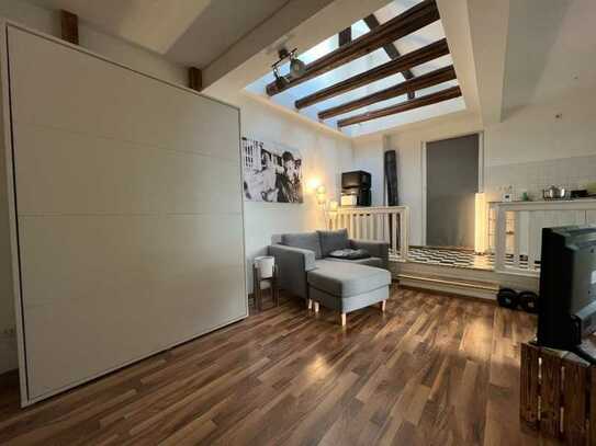 Stilvolle 1-Zimmer-EG-Wohnung mit Balkon und Einbauküche in Wiesbaden