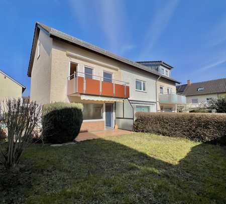 Charmantes Reiheneckhaus mit großem Garten und Garage in Weil der Stadt-Merklingen