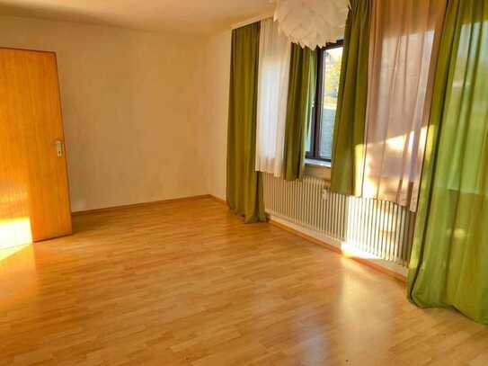 2 Zimmerwohnung mit Terrasse und Stellplatz