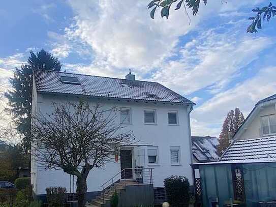 Ein- bis Zweifamilienhaus in beliebter Lage Nußbaum