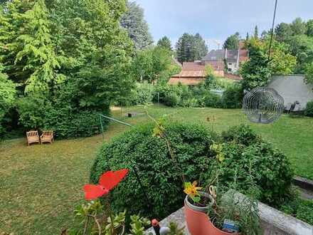 Helle und schöne vermietete 2-Zimmer-Whg. mit Balkon