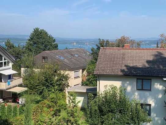 Wunderschöne 4 Zi. Wohnung mit Seeblick