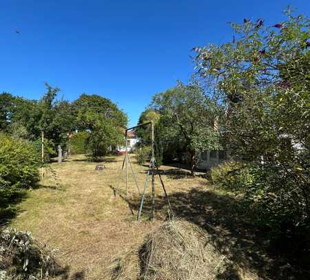 Traumgrundstück! 450 Meter zum Bahnhof Mahlsdorf