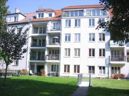 Sehr schönes Wohnung m. Sonnenbalkon am Herthaplatz - RUHIGLAGE Grünblick -incl. Tiefgaragenplatz