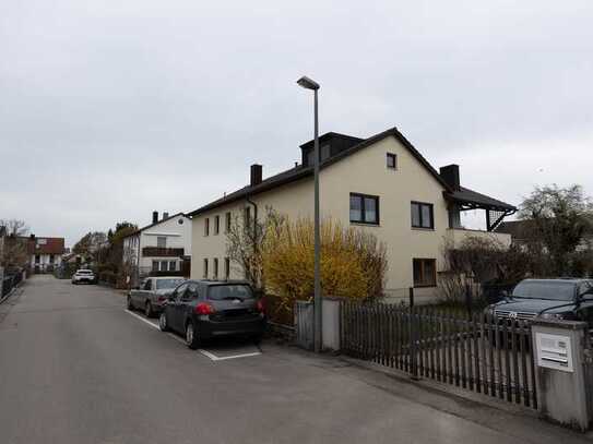 Traumhafte Maisonette-Wohnung mit Garten, Balkon und Doppelhaushälften-Charakter