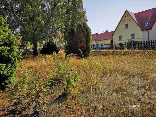 teilerschlossenes Bauland in ruhiger Wohnsiedlung