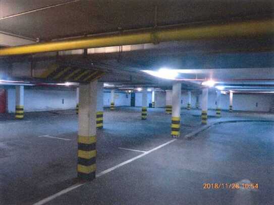 Tiefgaragenstellplatz in der Fußgängerzone