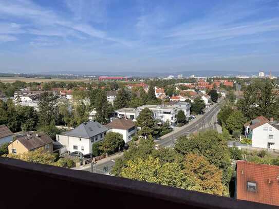 Geräumige, vollständig renovierte 2-Zimmer-Wohnung zur Miete in Mainz