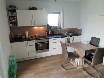 Neuwertige 1-Raum-Erdgeschosswohnung mit Balkon und Einbauküche in Birkenhard