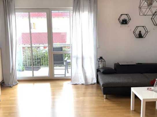 Schöne 3-Zimmer-Maisonette-Wohnung mit Balkon in Ulm Lehr