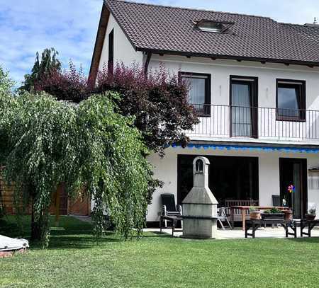 Gepflegtes Reiheneckhaus in München-Untermenzing mit großem und gepflegten Garten wartet auf einen n