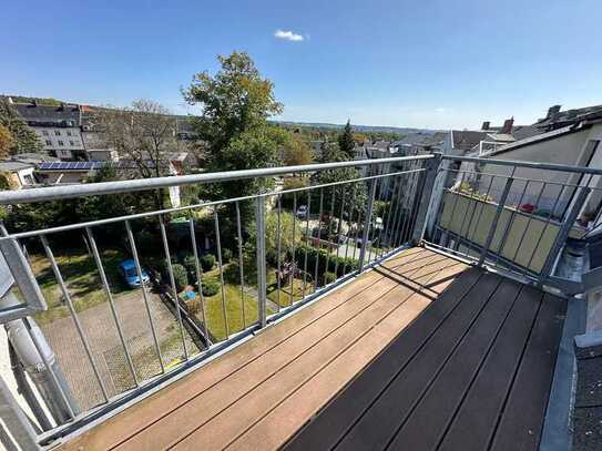 DG.- Stellplatz - Toller Ausblick - Balkon an der Küche