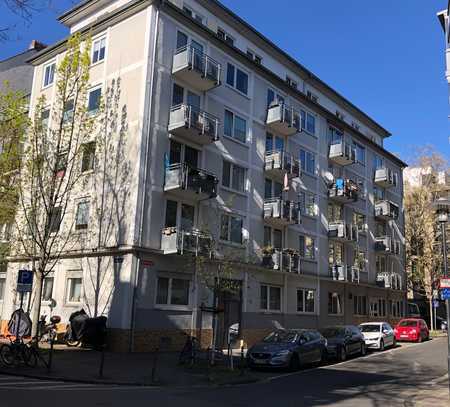 Funktional geschnittenes 3 Zimmer Wohnung mit Balkon in der Mainzer Altstadt