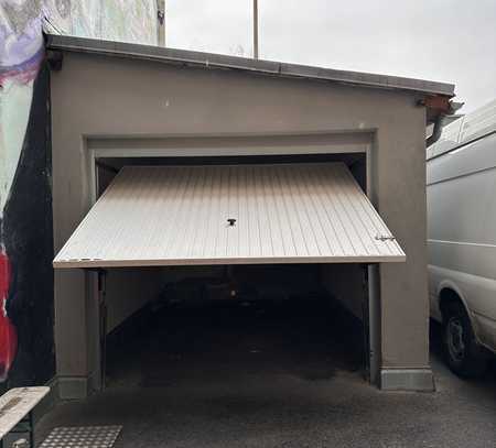 Garage / Stellplatz zu vermieten / Kreuzberg